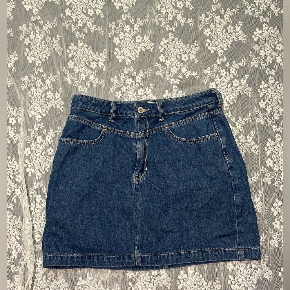 vintage high waisted blue denim mini skirt - size 7/8